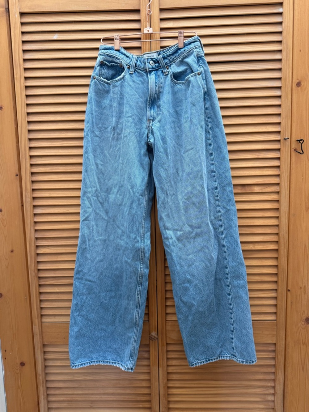 Abercrombie & Fitch Mid Rise Wide Leg Jeans size 0 - Picture 1 of 9